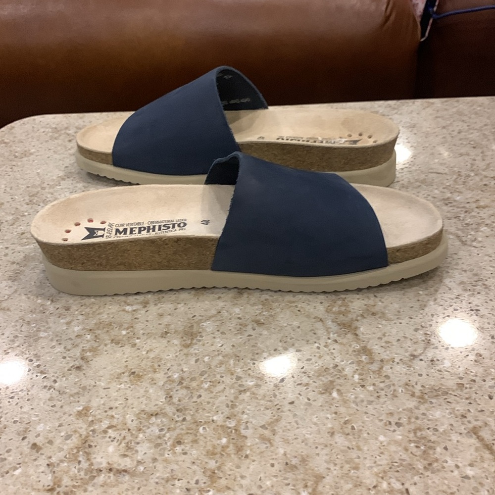 NWOT Mephisto Hanik in Navy Size 10 (40) - Picture 4 of 7
